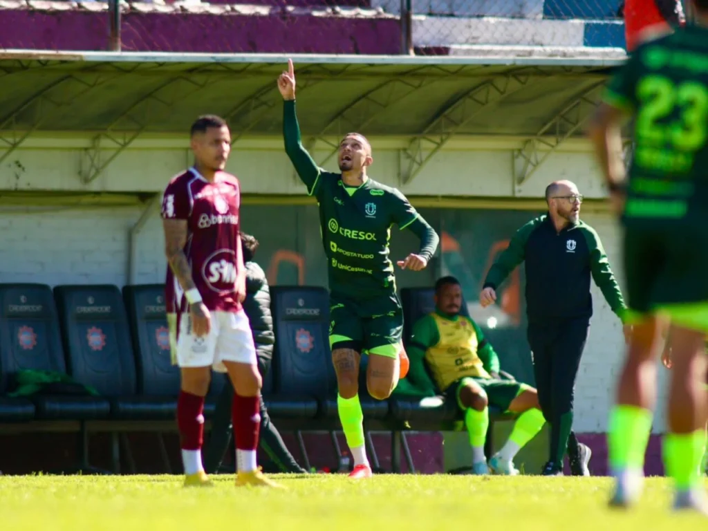 Maringá FC reage, empata com o Caxias fora de casa e soma ponto importante na Série C: Veja o gol do ‘Dogão’