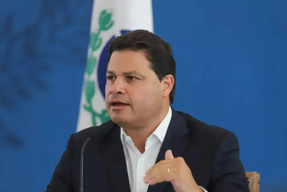 Sandro Alex sobe em nova pesquisa da Radar e consolida momento de crescimento