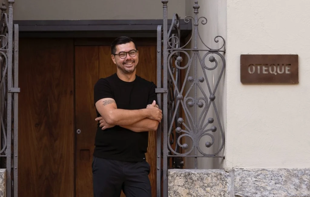 Chef Alberto Landgraf lança livro “Oteque” em Maringá