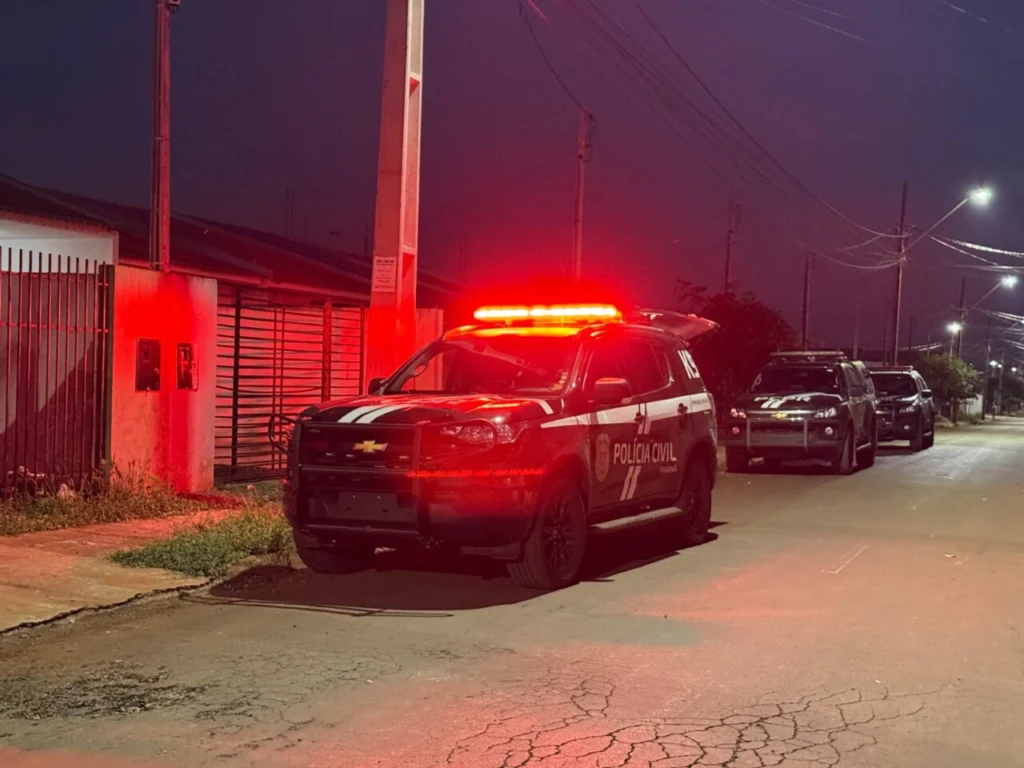 Vídeo: Operação contra o tráfico prende mulher com 40 porções de cocaína na região; mandados também são cumpridos em Maringá